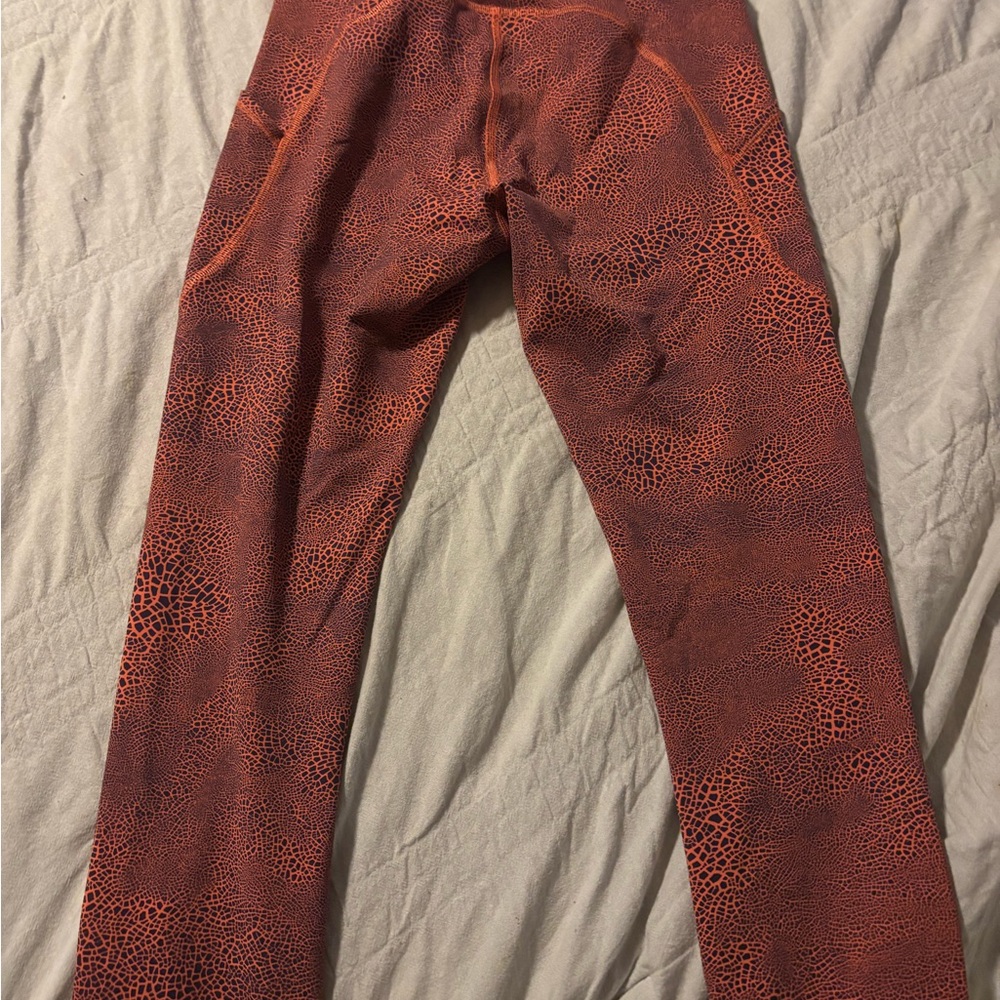 Lululemon Wundertrain - Picture 3 of 3